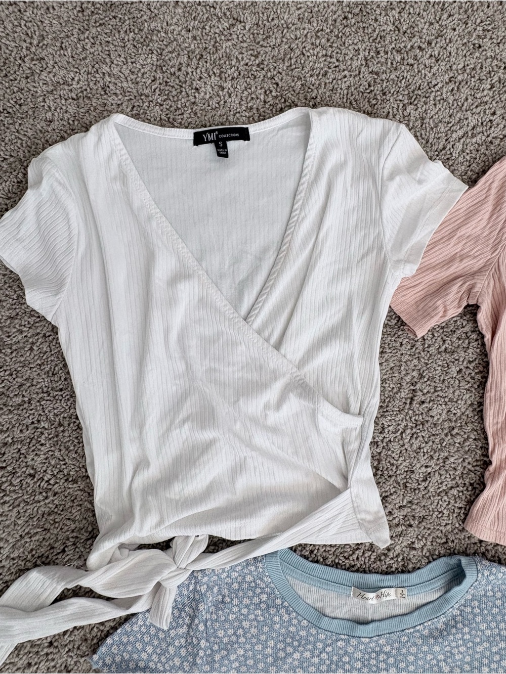 Small shirt bundle - Picture 5 of 9